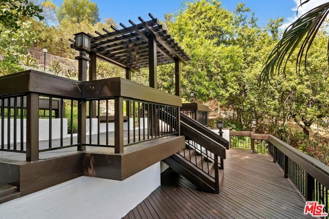 4460 San Andreas Avenue, Los Angeles, CA 90065