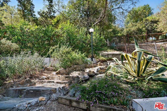 4460 San Andreas Avenue, Los Angeles, CA 90065