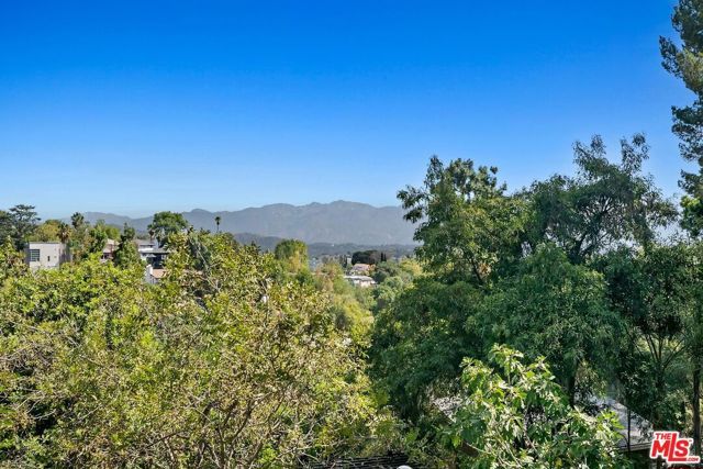 4460 San Andreas Avenue, Los Angeles, CA 90065
