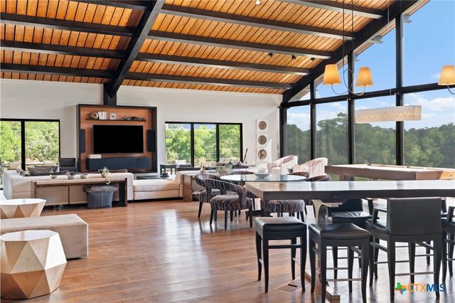 5055 Wayside Drive, Wimberley, TX 78676
