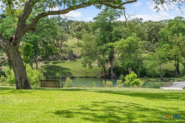 5055 Wayside Drive, Wimberley, TX 78676