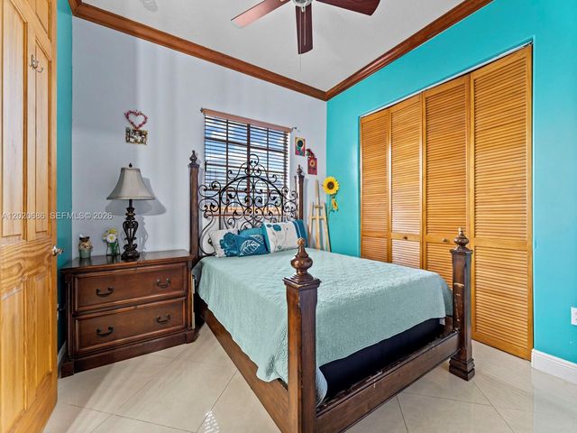 24225 SW 198th Ave, Homestead, FL 33031