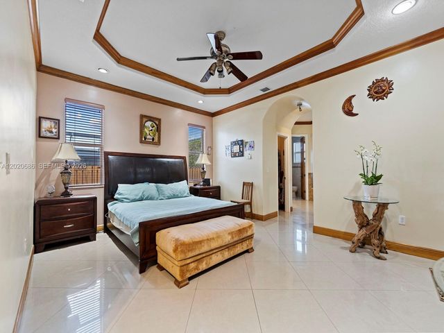 24225 SW 198th Ave, Homestead, FL 33031