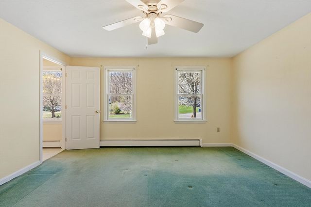 25 Slack Brook Rd, Leominster, MA 01453