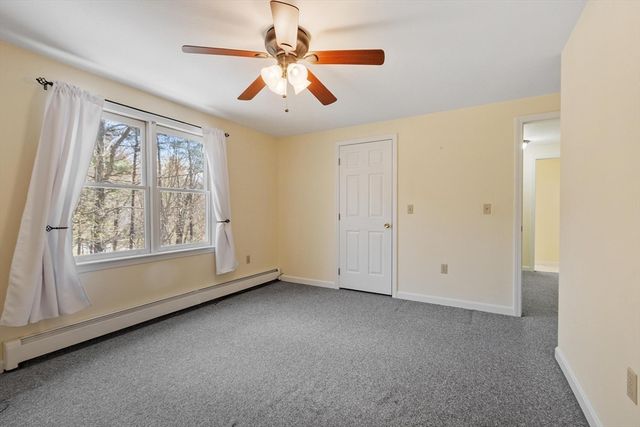 25 Slack Brook Rd, Leominster, MA 01453