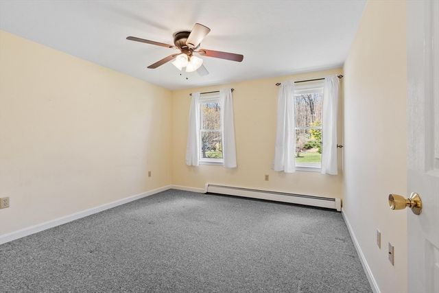 25 Slack Brook Rd, Leominster, MA 01453