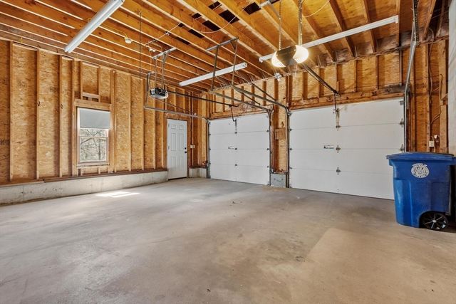 25 Slack Brook Rd, Leominster, MA 01453