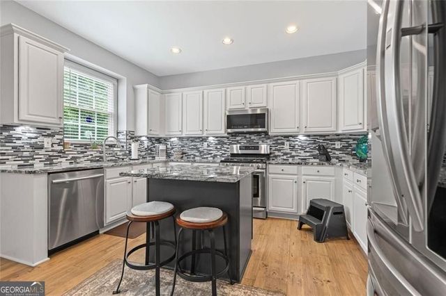 7047 Bennington Lane, Cumming, GA 30041