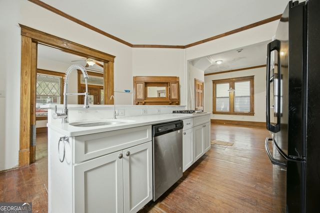 645 Rosalia Street SE, Atlanta, GA 30312