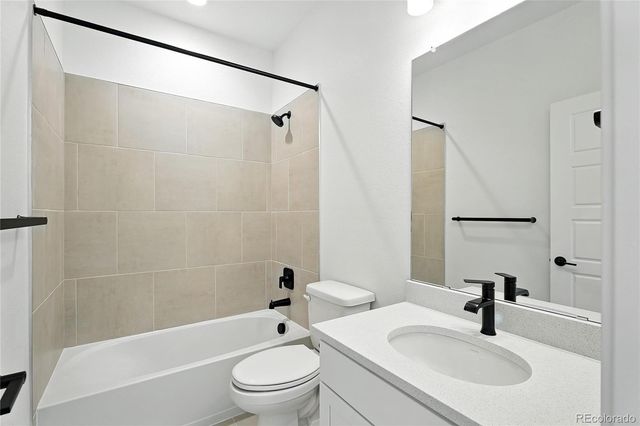 3943 Descent Street, Castle Rock, CO 80108