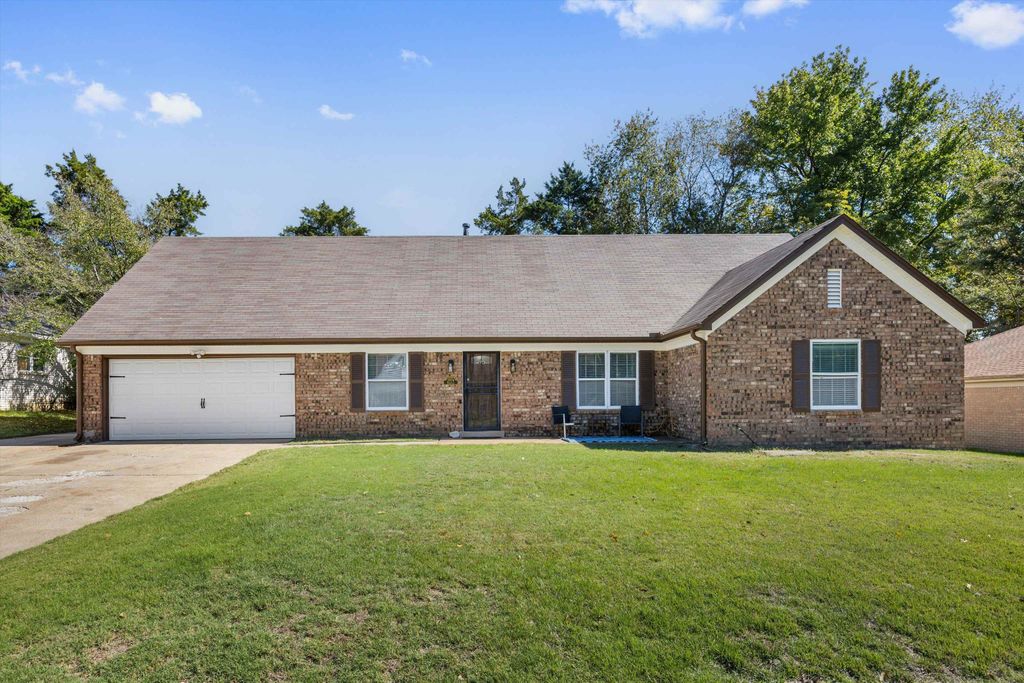 2974 DAROLYN ST, Bartlett, TN 38134