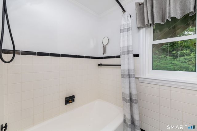 67 Bell Street, Middletown, CT 06457