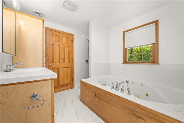 3 Selwyn Road, Braintree, MA 02184