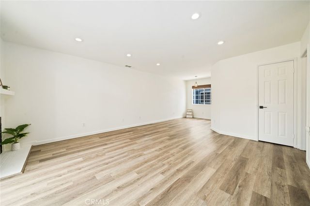 101 W Spring C, Long Beach, CA 90806