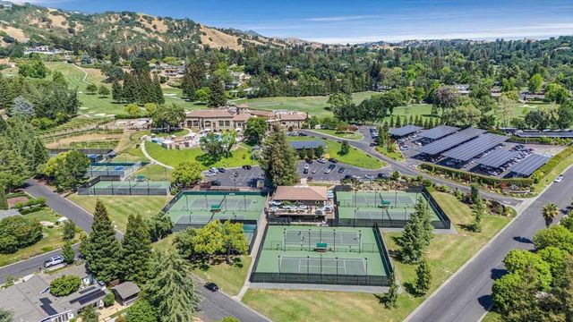 3144 Roundhill Rd, Alamo, CA 94507