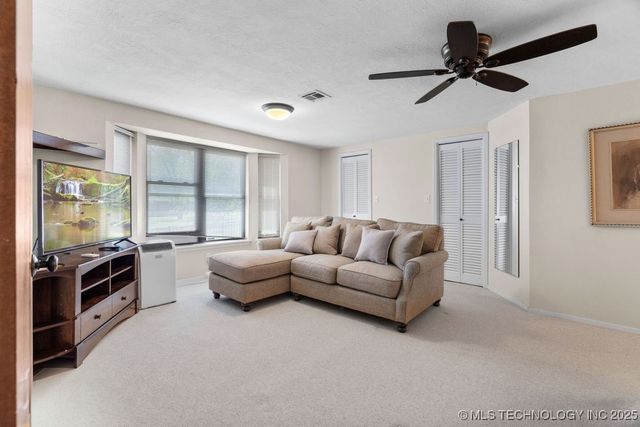 6859 Magnolia Drive, Kingston, OK 73439