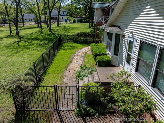 6859 Magnolia Drive, Kingston, OK 73439