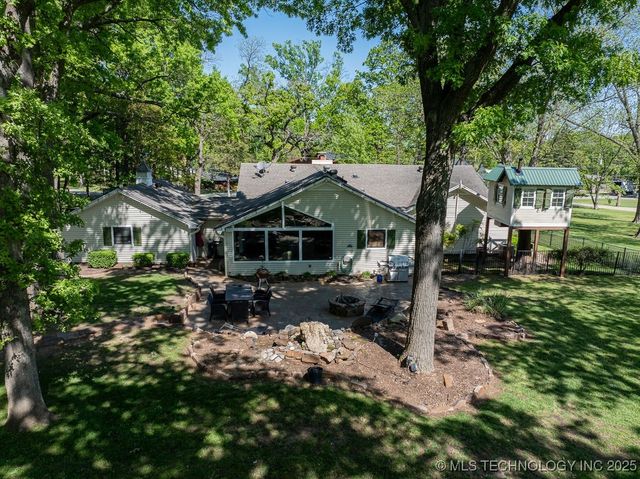 6859 Magnolia Drive, Kingston, OK 73439