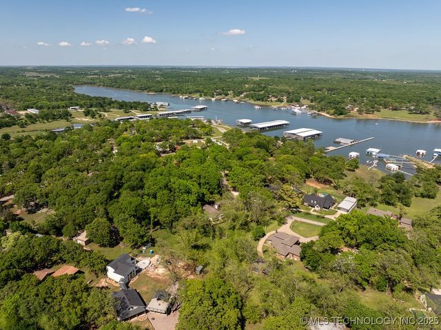 6859 Magnolia Drive, Kingston, OK 73439