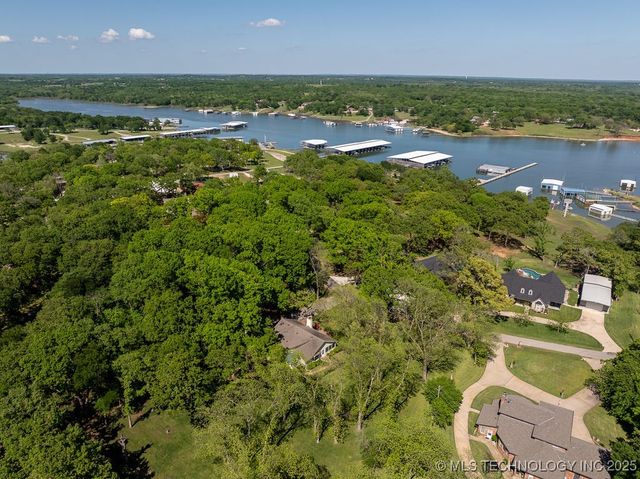 6859 Magnolia Drive, Kingston, OK 73439