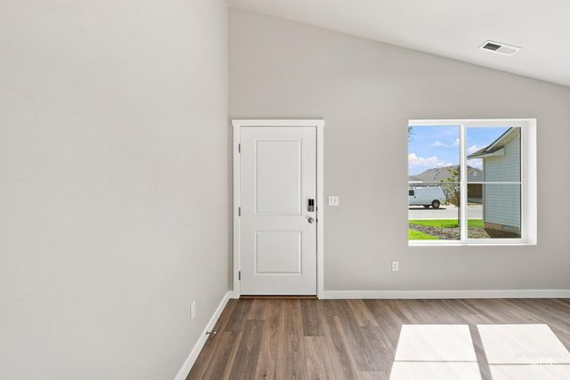 240 N Tideberry Ave, Kuna, ID 83634