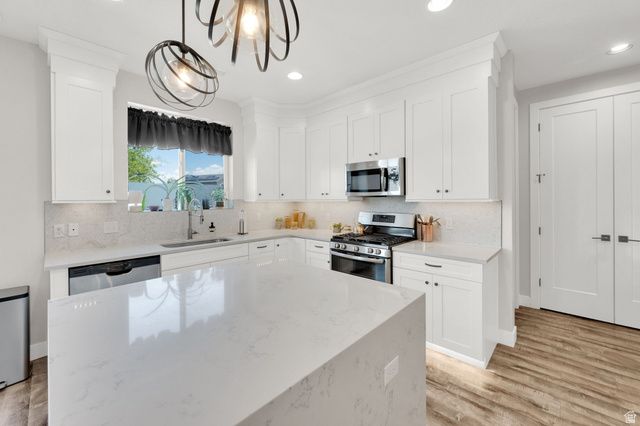 4272 W 6025 S, Roy, UT 84067