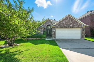 9209 Friendswood Drive, Fort Worth, TX 76123