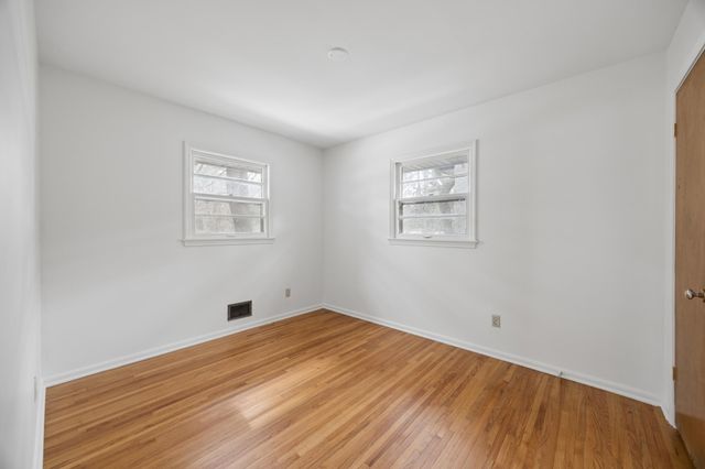 105 75th Way NE, Fridley, MN 55432