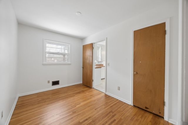 105 75th Way NE, Fridley, MN 55432