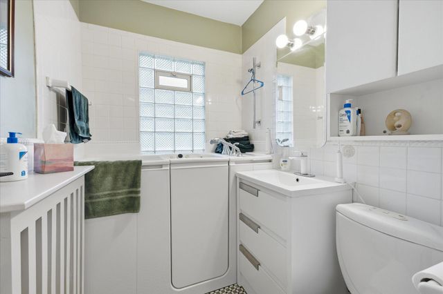 3032 43rd Avenue S, Minneapolis, MN 55406
