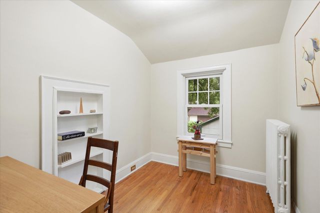 3032 43rd Avenue S, Minneapolis, MN 55406