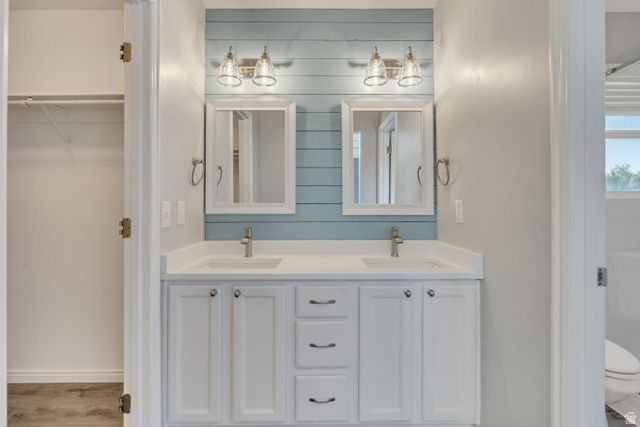 8847 MOUNTAIN VISTA DR, West Jordan, UT 84088