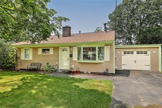 52 Leroy Drive, East Providence, RI 02915