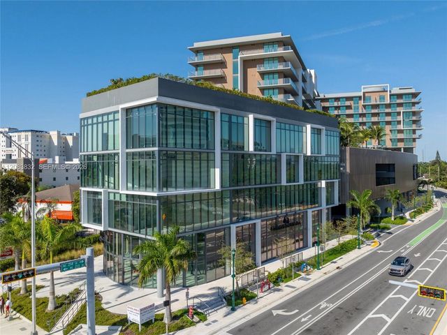 21290 Biscayne Boulevard 302-303, Aventura, FL 33180