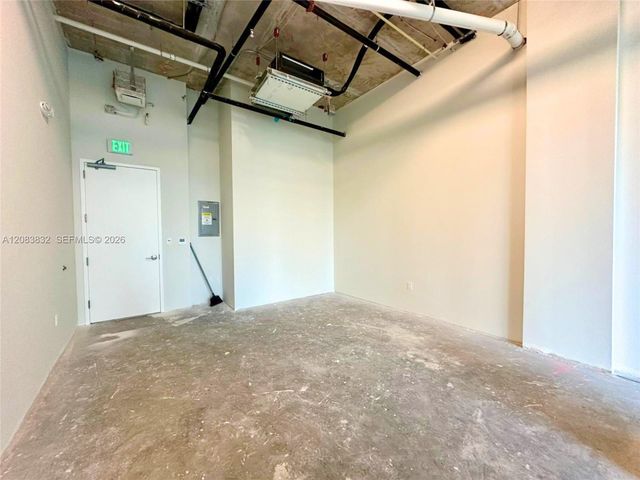 21290 Biscayne Boulevard 302-303, Aventura, FL 33180