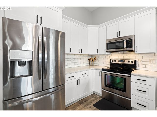 4977 MANNING Ct, Salem, OR 97305