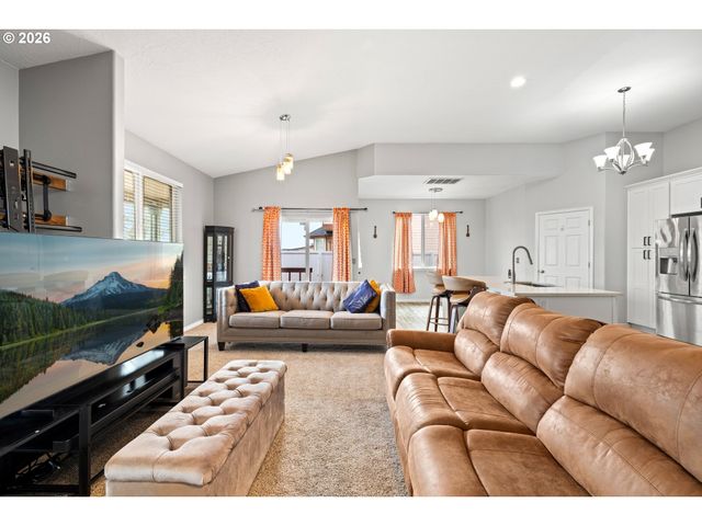 4977 MANNING Ct, Salem, OR 97305