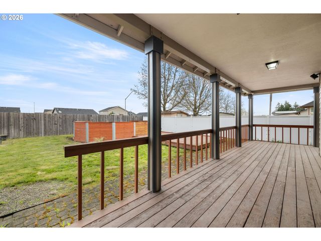 4977 MANNING Ct, Salem, OR 97305