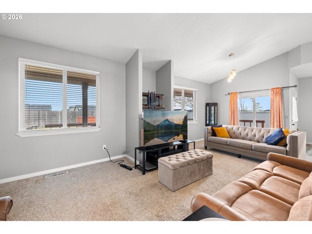 4977 MANNING Ct, Salem, OR 97305