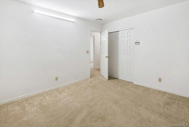 286 W 13th Street, Deer Park, NY 11729