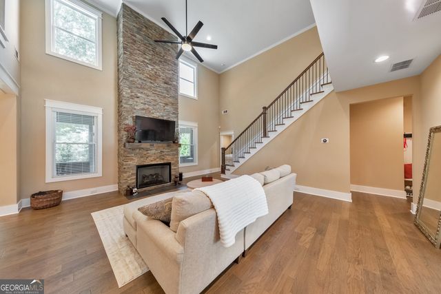 1016 Irwin Tree Farms SW, Marietta, GA 30064