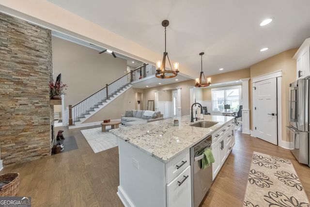 1016 Irwin Tree Farms SW, Marietta, GA 30064