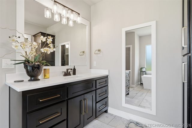 13677 S 23rd Street, Bixby, OK 74008