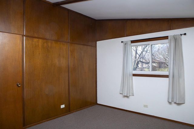 N8365 Parkview DRIVE, Ixonia, WI 53036