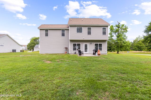 112 Norine Drive, Holly Ridge, NC 28445