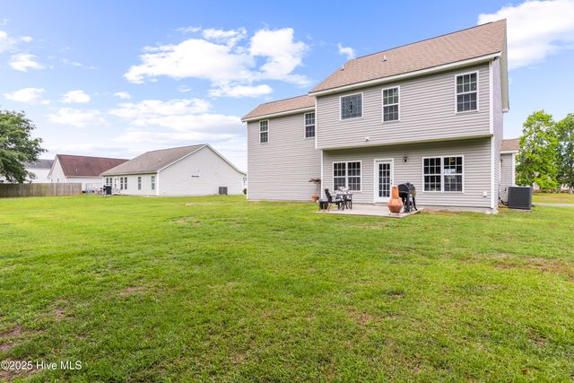 112 Norine Drive, Holly Ridge, NC 28445