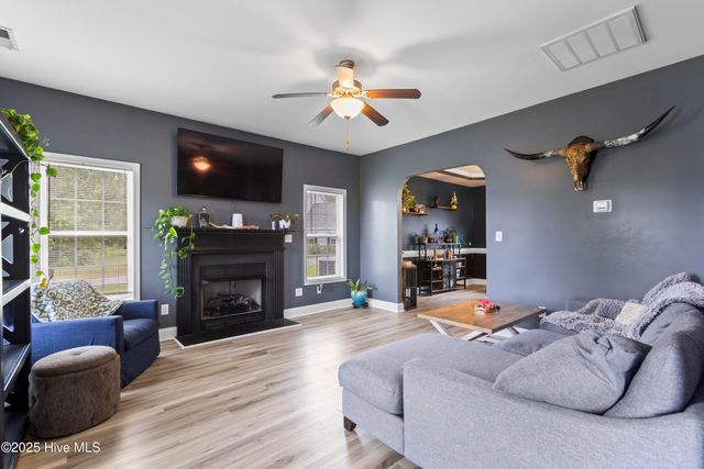 112 Norine Drive, Holly Ridge, NC 28445