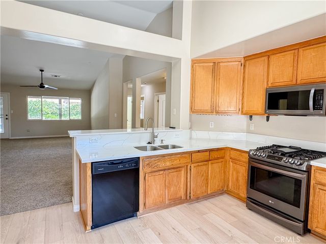 8608 Spanish Bay Drive, Bakersfield, CA 93312