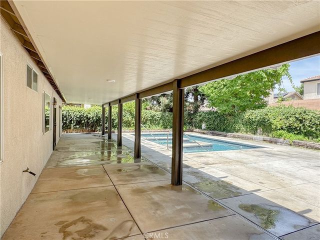 8608 Spanish Bay Drive, Bakersfield, CA 93312