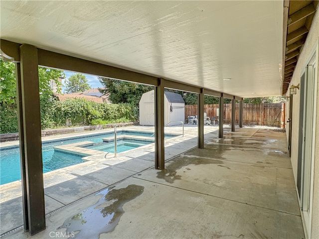 8608 Spanish Bay Drive, Bakersfield, CA 93312
